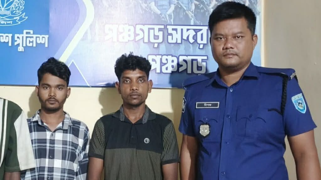 পঞ্চগড়ে স্কুলছাত্রীকে অপহরণ ও ধর্ষণের অভিযোগ, চিকিৎসাধীন অবস্থায় মৃত্যু; গ্রেপ্তার ২